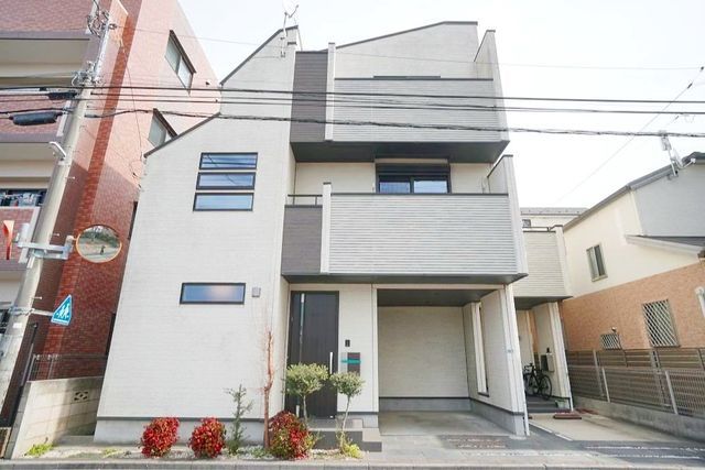 Renovated 2SLDK House with Parking in Nishitokyo, Tokyo - Thumbnail 2