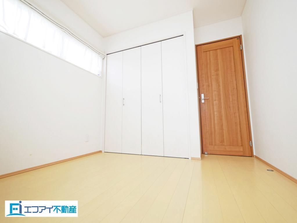 5LDK Family Home in Anjo City with Modern Amenities Near Station - Thumbnail 4