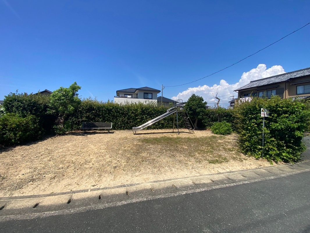 New 4LDK Single-Story House for Sale in Kosai, Shizuoka - Thumbnail 2