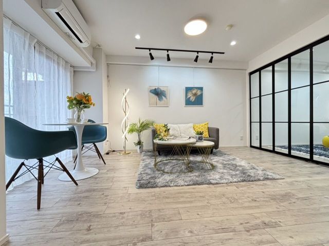 Renovated 3LDK Apartment Near Fujikoshi Station in Toyama - Thumbnail 3