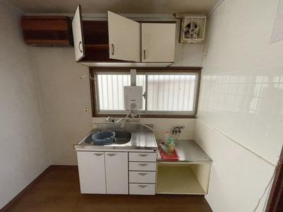 2LDK House for Sale Near Yamamoto Station, Takarazuka — Image 2, Takarazuka, Hyogo