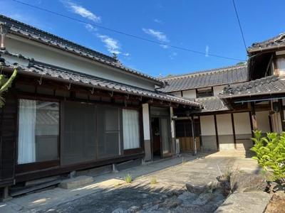 1926 6DK House for Sale in Kure, Hiroshima with Land — Image 1, Kure, Hiroshima