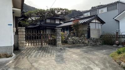 1926 6DK House for Sale in Kure, Hiroshima with Land — Image 2, Kure, Hiroshima