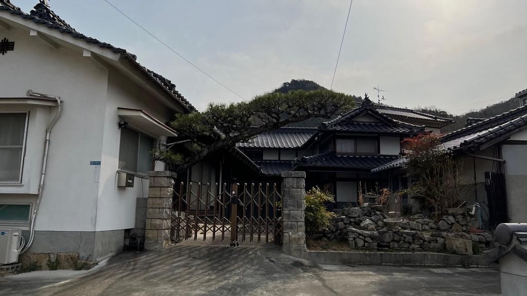 1926 6DK House for Sale in Kure, Hiroshima with Land - Thumbnail 2