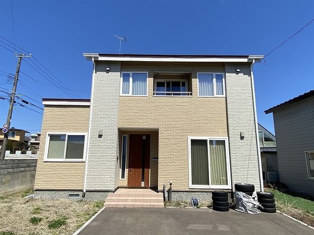 4LDK House for Sale in Hakodate, Hokkaido - Thumbnail 2