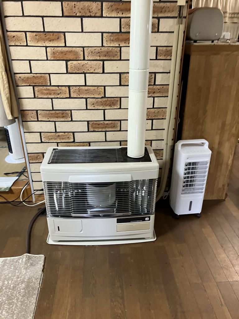 4LDK House with Triple Parking in Sapporo's Miyanosawa - Thumbnail 3