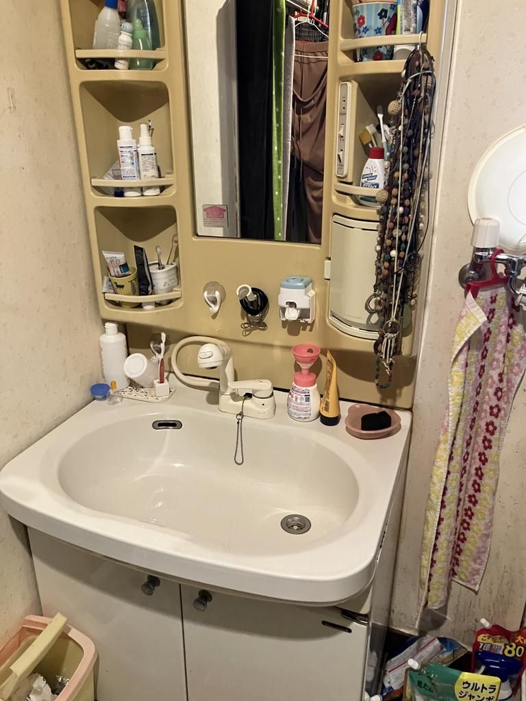 4LDK House with Triple Parking in Sapporo's Miyanosawa - Thumbnail 4