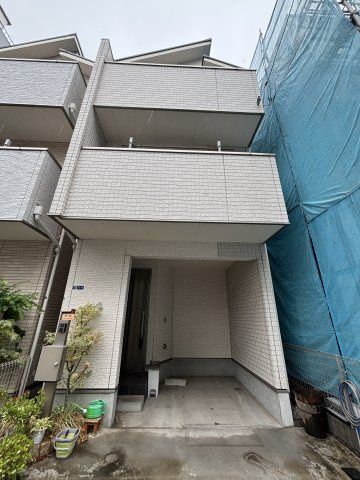 2SLDK House for Sale in Koto City, Tokyo – 86.94m² - Thumbnail 2