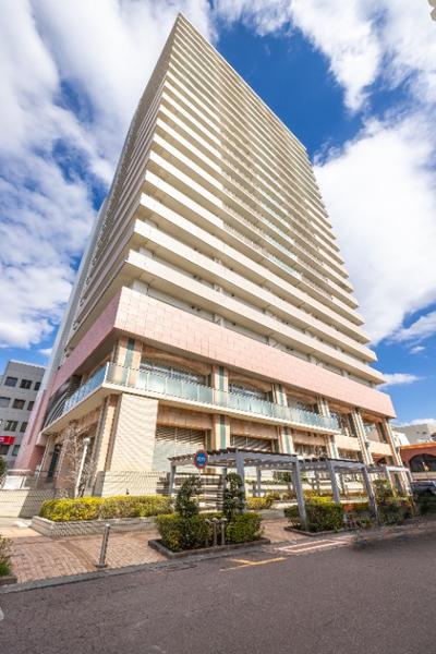 Luxury 3LDK Corner Unit in Lions Tower Ageo - 17th Floor — Image 1, Ageo, Saitama