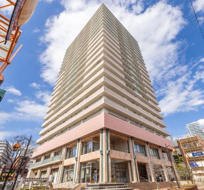 Luxury 3LDK Corner Unit in Lions Tower Ageo - 17th Floor — Image 1, Ageo, Saitama