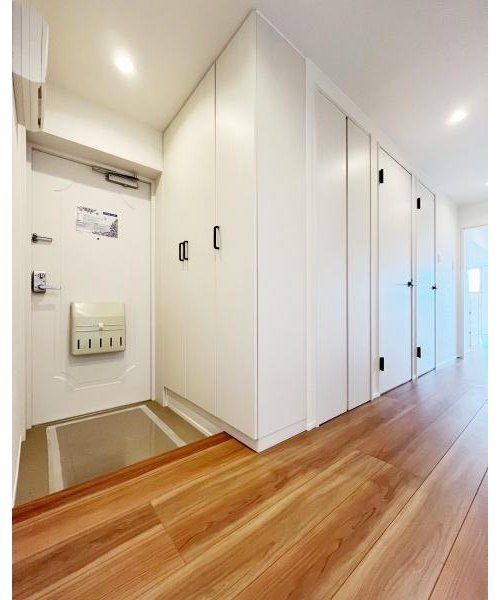 3LDK Apartment for Sale in Hachiken, Sapporo - 79.44 sqm - Thumbnail 2