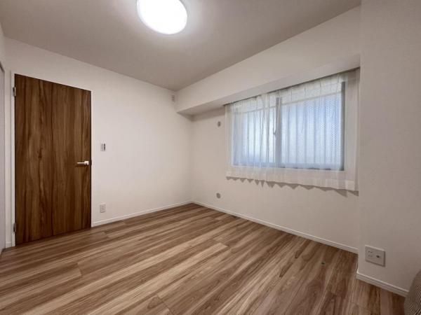 Sophia Kashiwa Park 4LDK Apartment for Sale in Chiba - Thumbnail 4