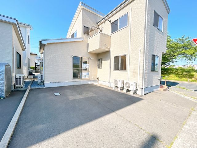 4LDK House for Sale in Hachinohe City, Aomori - Thumbnail 2