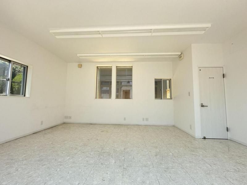 5LDK House for Sale in Minato Ward, Nagoya - Thumbnail 2