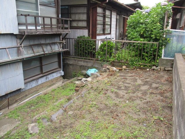 2DK Vacant House Near Ōiso Station, Kanagawa - Thumbnail 2