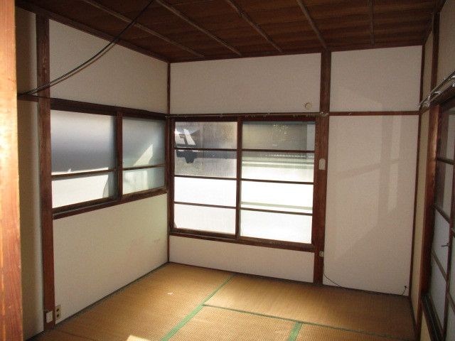 2DK Vacant House Near Ōiso Station, Kanagawa - Thumbnail 3