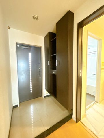 3LDK Apartment for Sale in Nagasaki City - 73.11 sqm - Thumbnail 2
