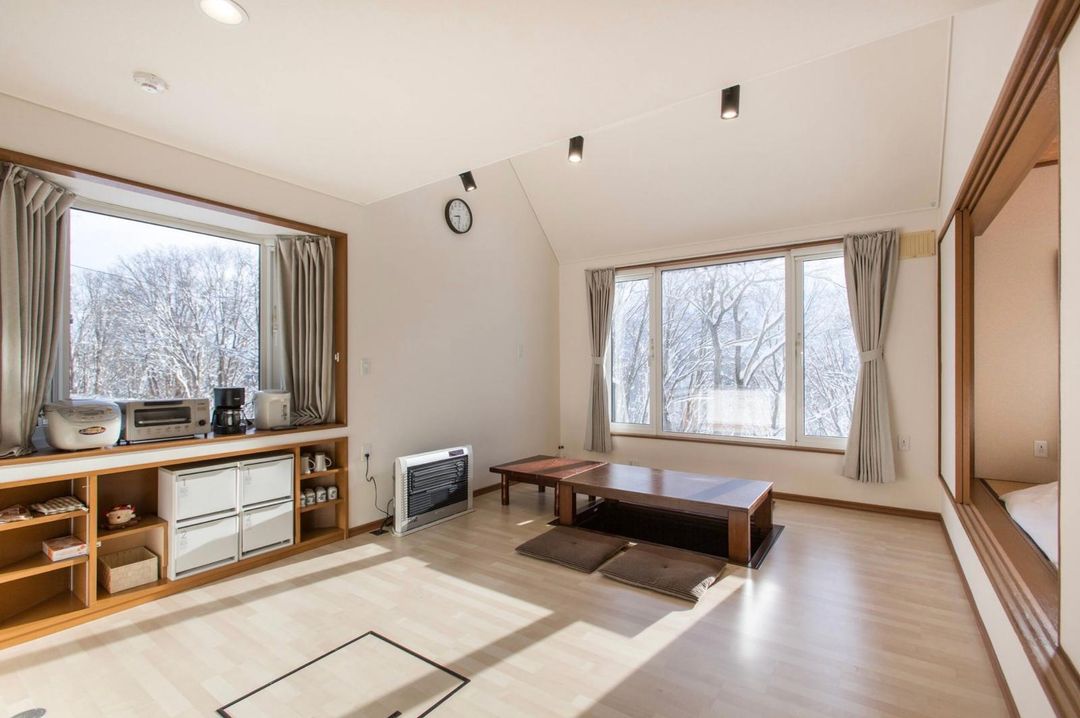 2BR Holiday Home in Niseko Hirafu, Hokkaido - Thumbnail 2