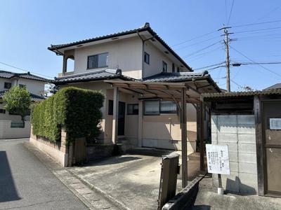 Renovated 4LDK Corner House with Carport in Yamaga City — Image 1, Yamaga, Kumamoto