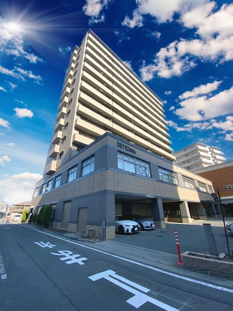 3LDK Corner Apartment for Sale in Central Maebashi, Gunma - Thumbnail 2