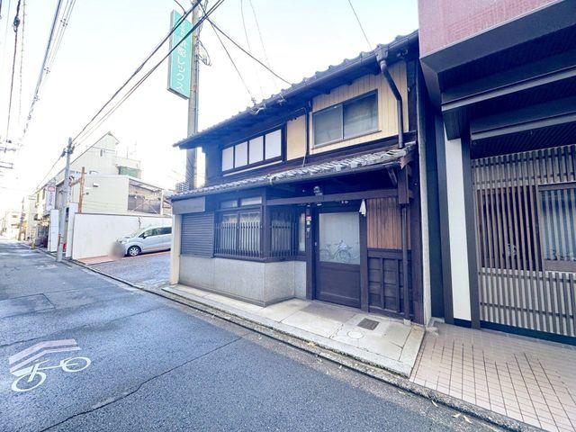 Land for Sale in Kyoto Shimogyo Ward with Old House - Thumbnail 2