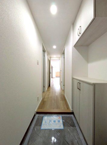 Renovated 3LDK Apartment for Sale in Okayama Minami-ku - Thumbnail 3