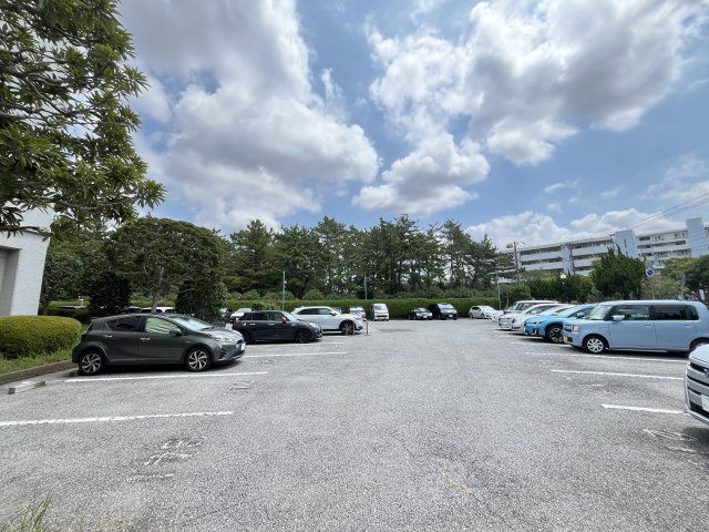 3LDK Apartment in Chiba's Mihama Ward Near Searchinawa Beach Station - Thumbnail 3