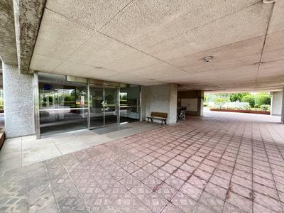 3LDK Apartment in Chiba's Mihama Ward Near Searchinawa Beach Station — Image 3, Mihama, Chiba