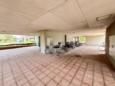 3LDK Apartment in Chiba's Mihama Ward Near Searchinawa Beach Station — Image 5, Mihama, Chiba