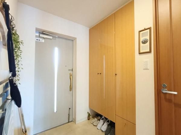 Radiant City Yokohama Quartier 7 3LDK Apartment for Sale - Thumbnail 2