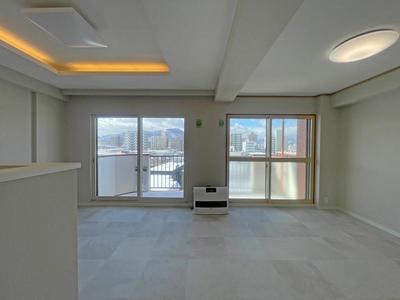 Renovated 2LDK Apartment near Hiragishi Station, Sapporo — Image 2, Toyohira, Hokkaido
