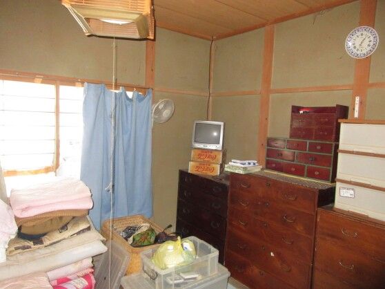 1983 Wooden House on 2176m² Land in Tono, Iwate for 5.86M Yen - Thumbnail 4