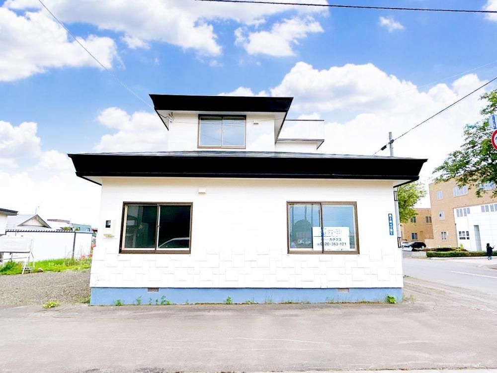 Renovated 4LDK House Near Memanbetsu Station, Hokkaido - Thumbnail 3