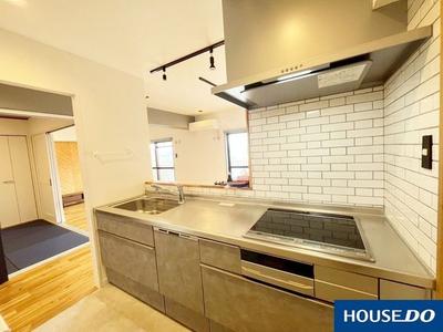 Refurbished 3LDK Apartment Near Hataka Station, Itoshima — Image 2, Itoshima, Fukuoka