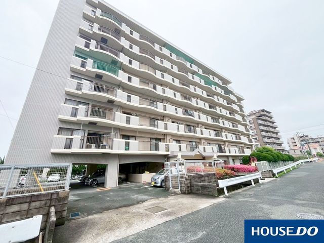 Refurbished 3LDK Apartment Near Hataka Station, Itoshima - Thumbnail 2