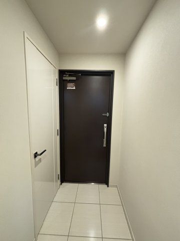Park Tower Harumi 25F 3LDK Condo with Balcony Views in Tokyo - Thumbnail 3