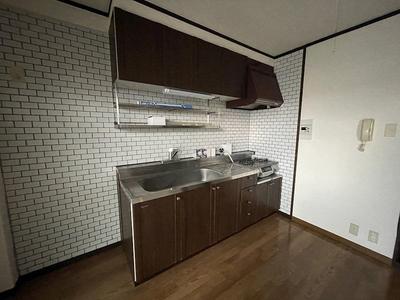 Ginza Sky Mansion | A used apartment located in Tobata-ku, Kitakyushu City, 5 minutes' walk from Tobata Station on the JR Kagoshima Main Line (Property number: 0138420-0005246) — Image 4, Tobata, Fukuoka