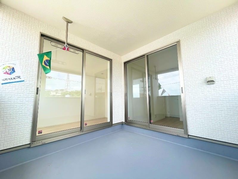 New 4LDK House in Uruma City with Garden and Parking - Thumbnail 2