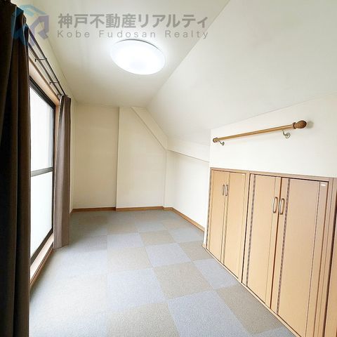 4LDK Family Home in Kobe's Maruzuka District - Thumbnail 4
