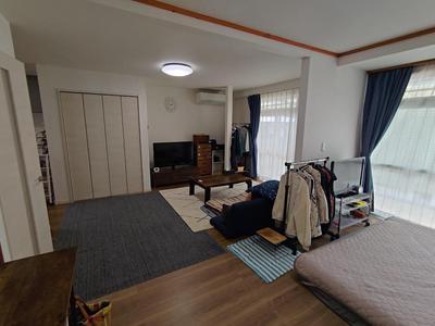 Renovated 3LDK House Near Hachihonmatsu Station, Higashihiroshima — Image 2, Higashihiroshima, Hiroshima