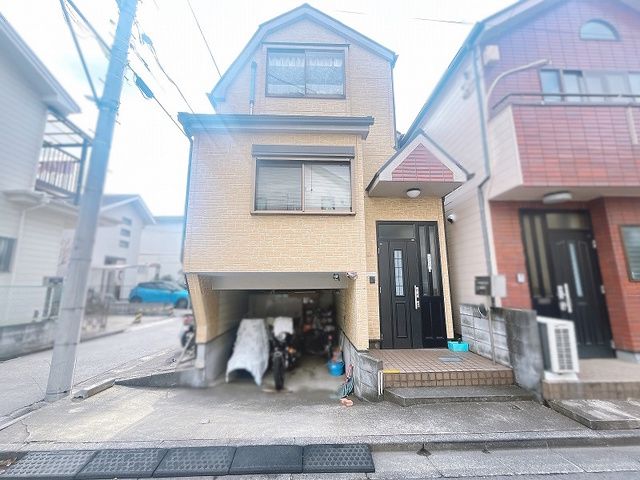 3DK House for Sale in Nerima, Tokyo - 75.76 sqm - Thumbnail 2