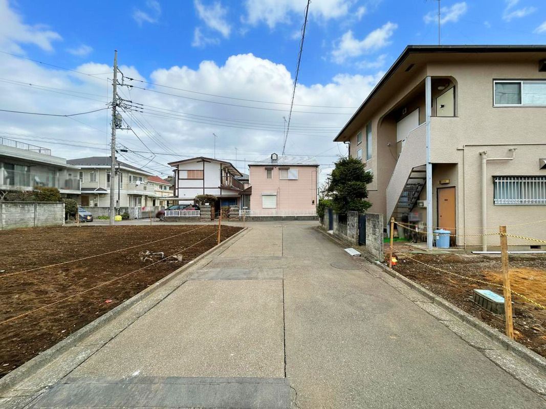 61.1 Tsubo Southeast Corner Land for Sale in Fuchu, Tokyo - Thumbnail 2