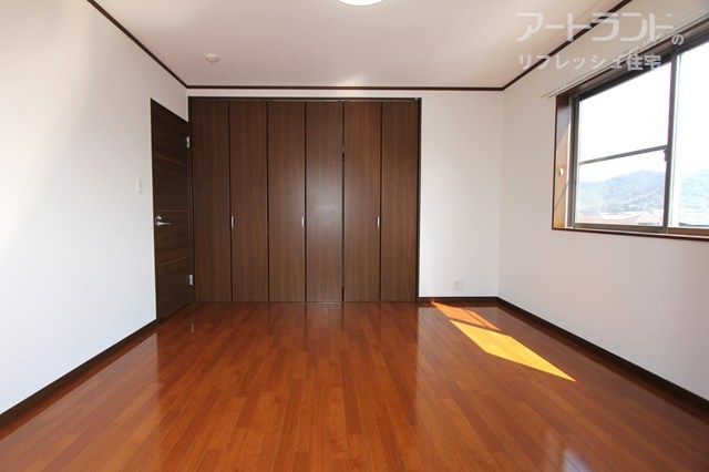 4LDK Renovated House in Nishiwaki, Hyogo with Parking - Thumbnail 3
