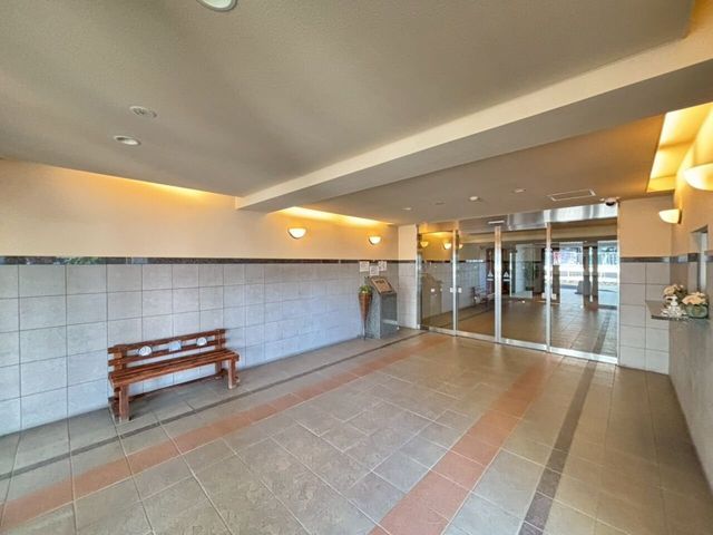 Sun Cradle Ryunan Winfort 1F Condo with Private Garden | Shizuoka - Thumbnail 3