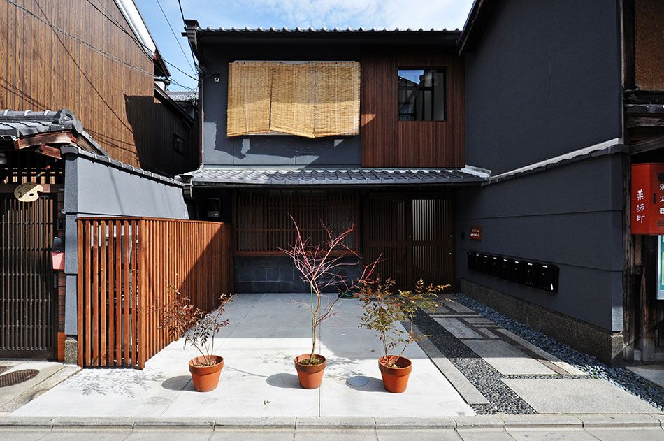 8-Room Shared House in Renovated Kyoto Townhouse, Kamigyo-ku - Thumbnail 3