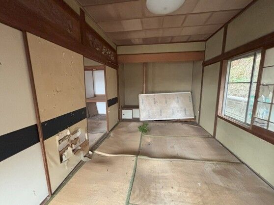 4DK House for Renovation with Sea Views in Shunan, Yamaguchi - Thumbnail 4