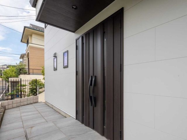 3SLDK Detached House in Denenchofu, Ota-ku, Tokyo - Thumbnail 3