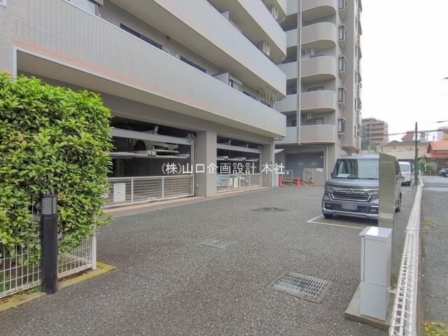 Renovated 3LDK Apartment Near Nishitokorozawa Station - Thumbnail 3