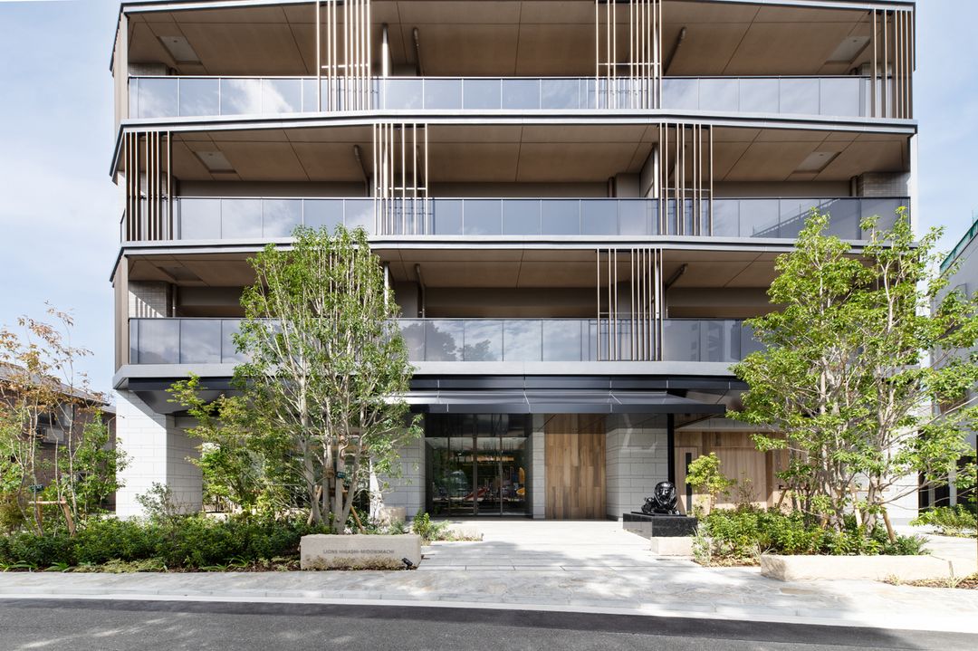 Lions Higashisuidocho New Condominium in Hiroshima Minami Ward - Thumbnail 2