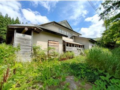 Spacious 9DK House in Sekikawa Village with 811sqm Land — Image 1, Sekikawa, Niigata